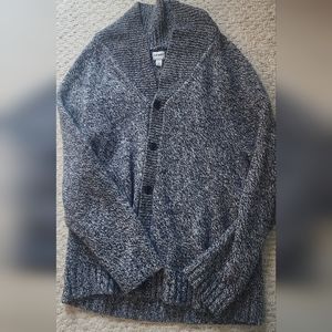 Old navy sweater